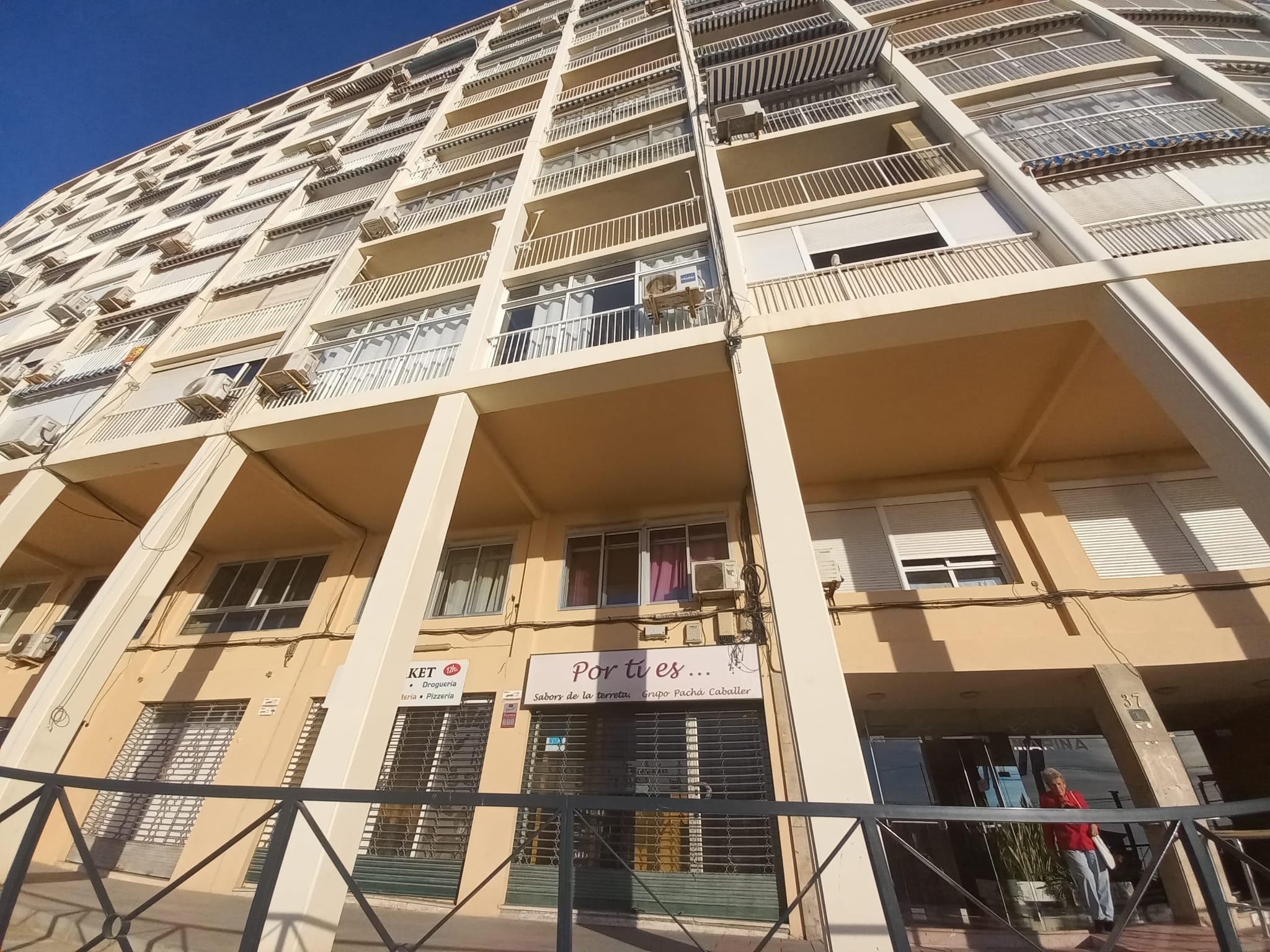 Edificio La Marina en el barrio de La Sangueta de Alicante