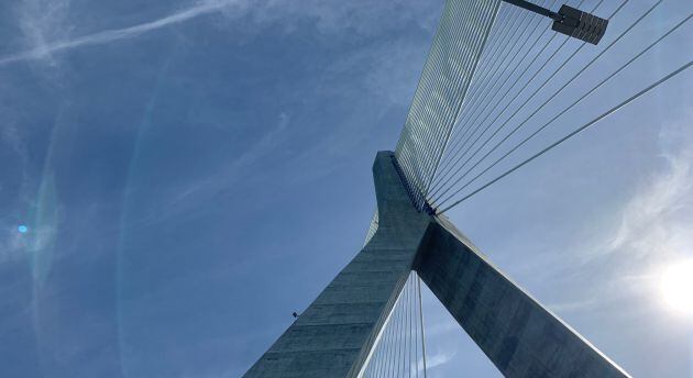 Torre del segundo puente, el punto más alto de la bahía de Cádiz