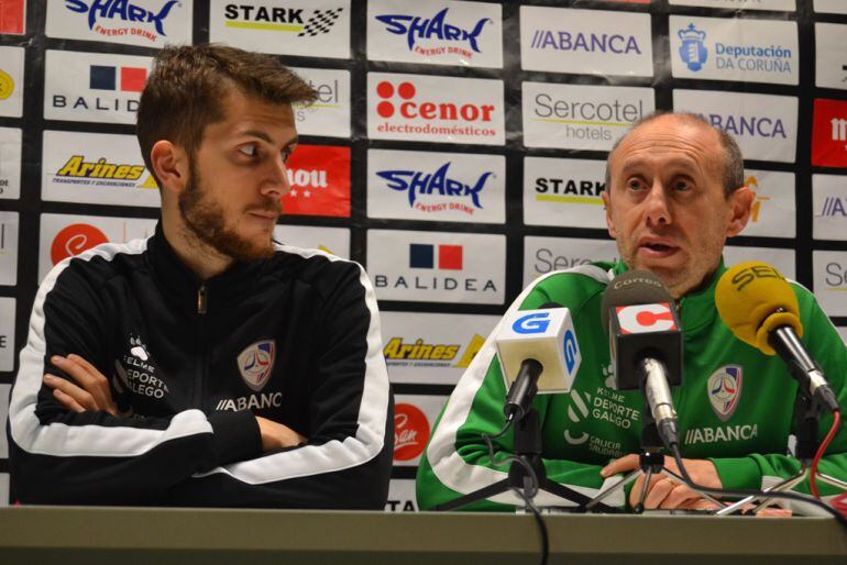 Antonio Díz y Santi Valladares, en la rueda de prensa previa al partido ante el FC Barcelona Lassa