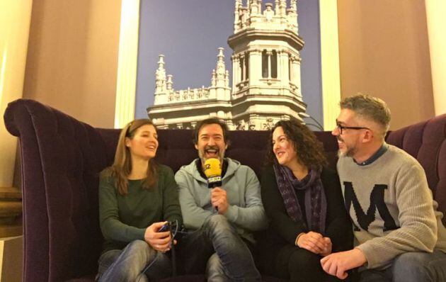 Ginés García Millán junto al equipo de Radio Murcia durante la celebración de Fitur 2.017 en un conocido hotel madrileño