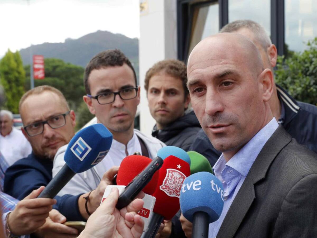 Rubiales buscará un "horario para el fútbol modesto"