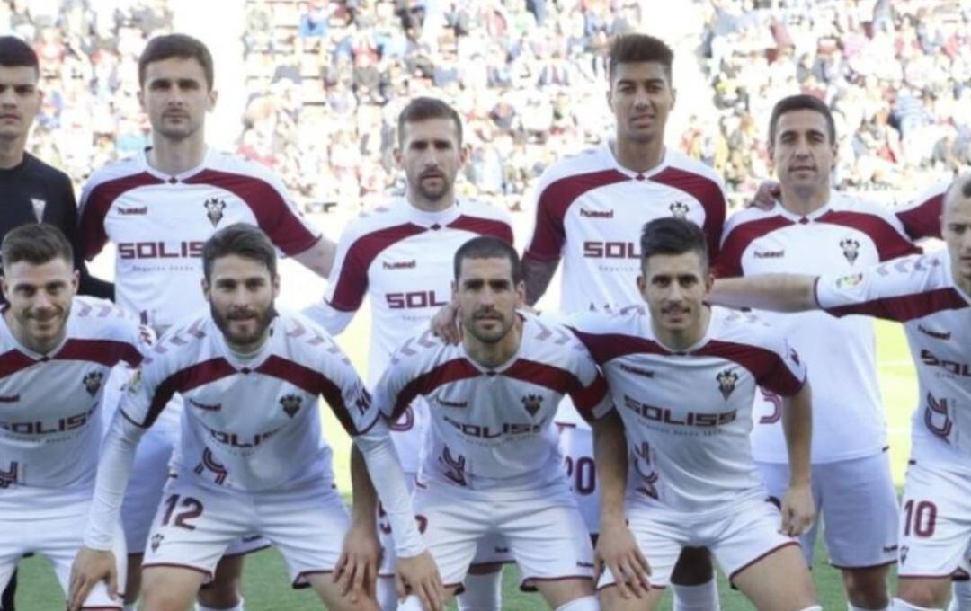 Una de las alineaciones del Albacete durante esta temporada