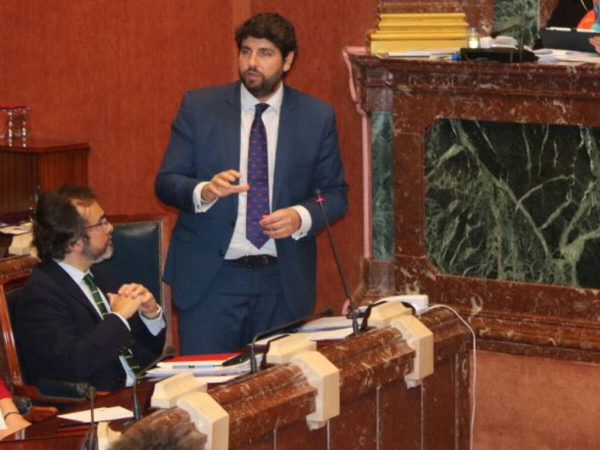 López Miras: "Fomento miente e inventa para retrasar obras que ya estaban comprometidas"