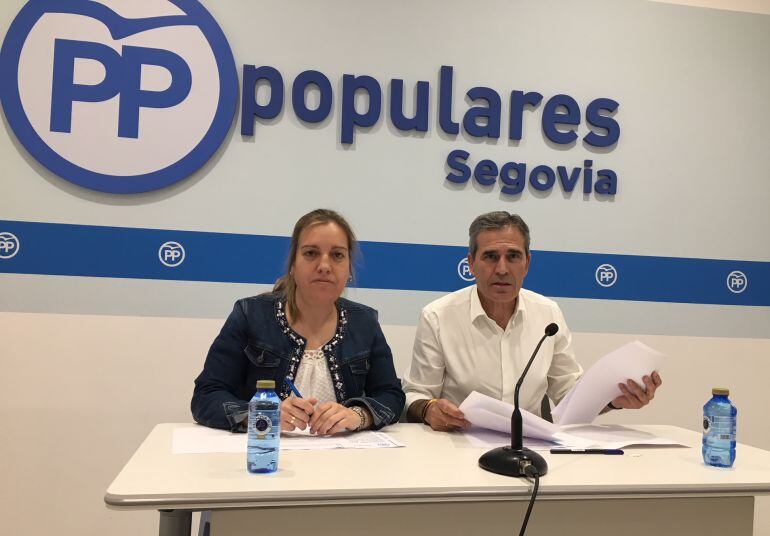 Los procuradores  María Ángeles García y Juan José Sanz Vitorio han dado a conocer los pormenores de esta nueva ley