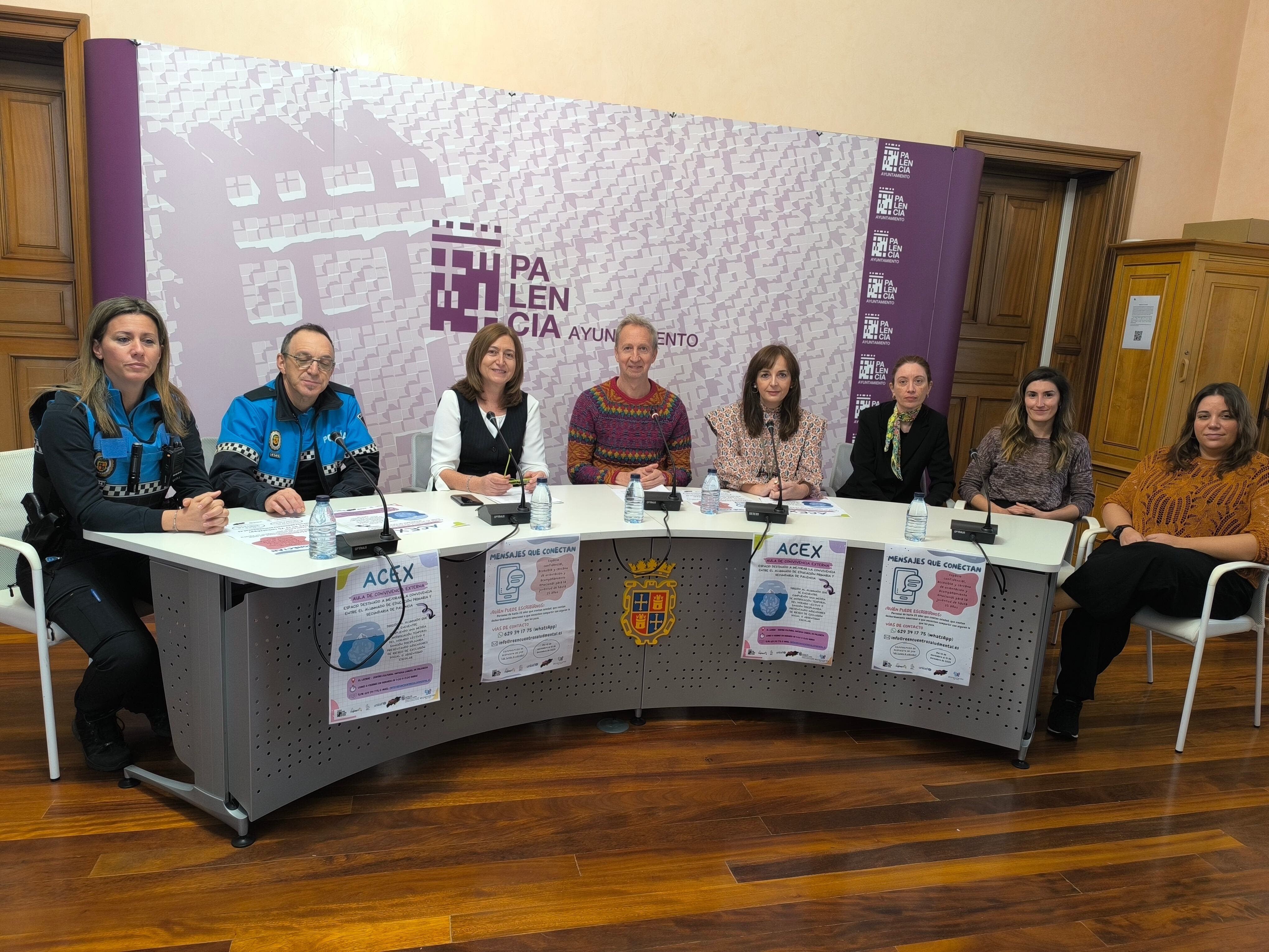 Presentación de los programas NACEX y ‘Mensajes que Conectan’