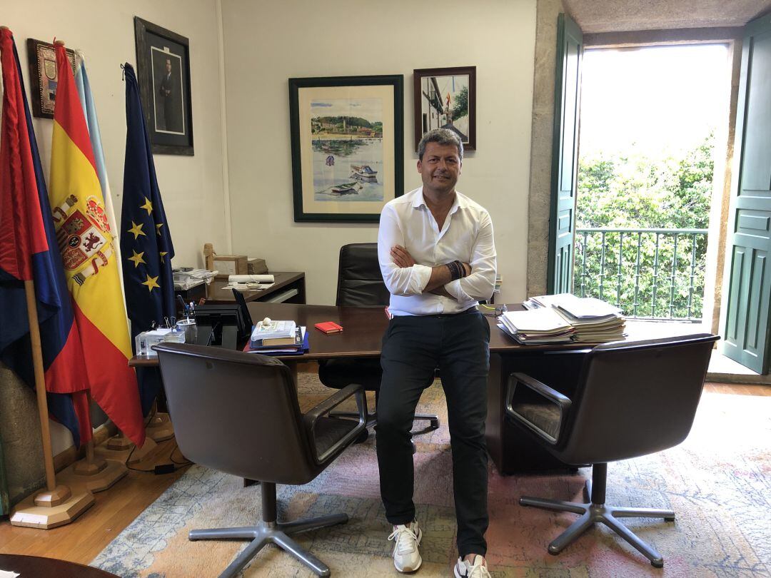 Carlos Gómez Prado en una imagen de archivo, durante su periodo como alcalde de Baiona