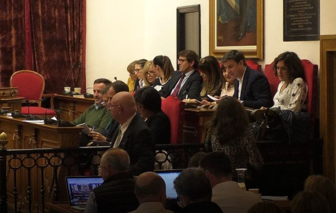 Bancada de la Oposición