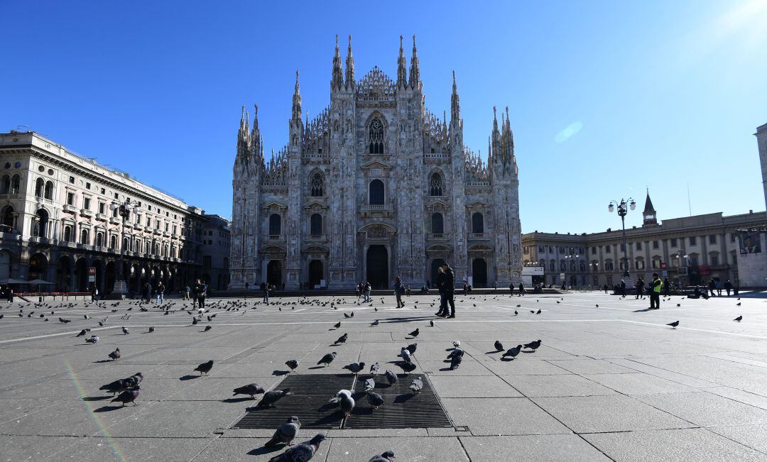 La ciudad de Milán desierta por el coronavirus.