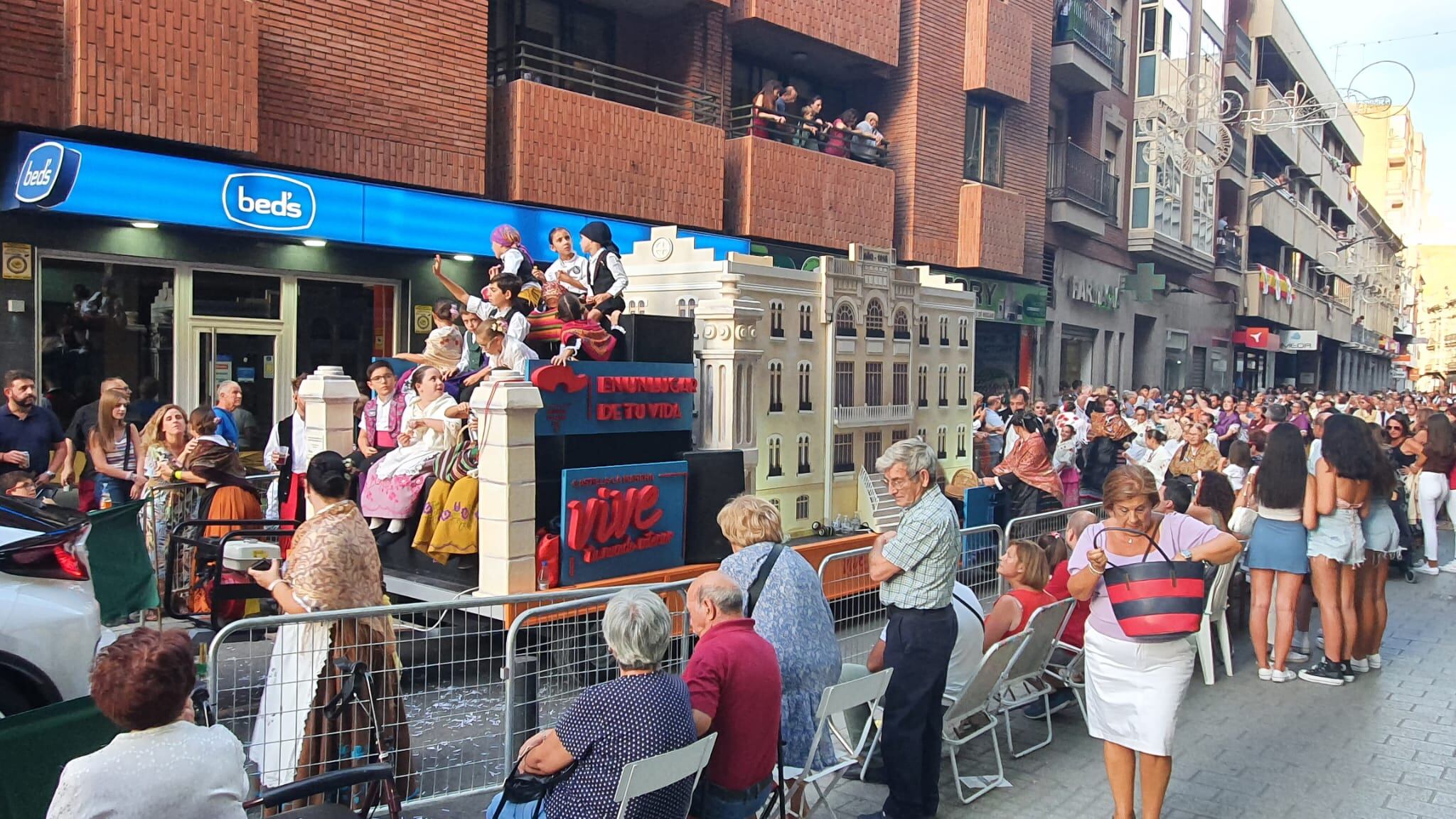 Numeroso público ha seguido la Cabalgata