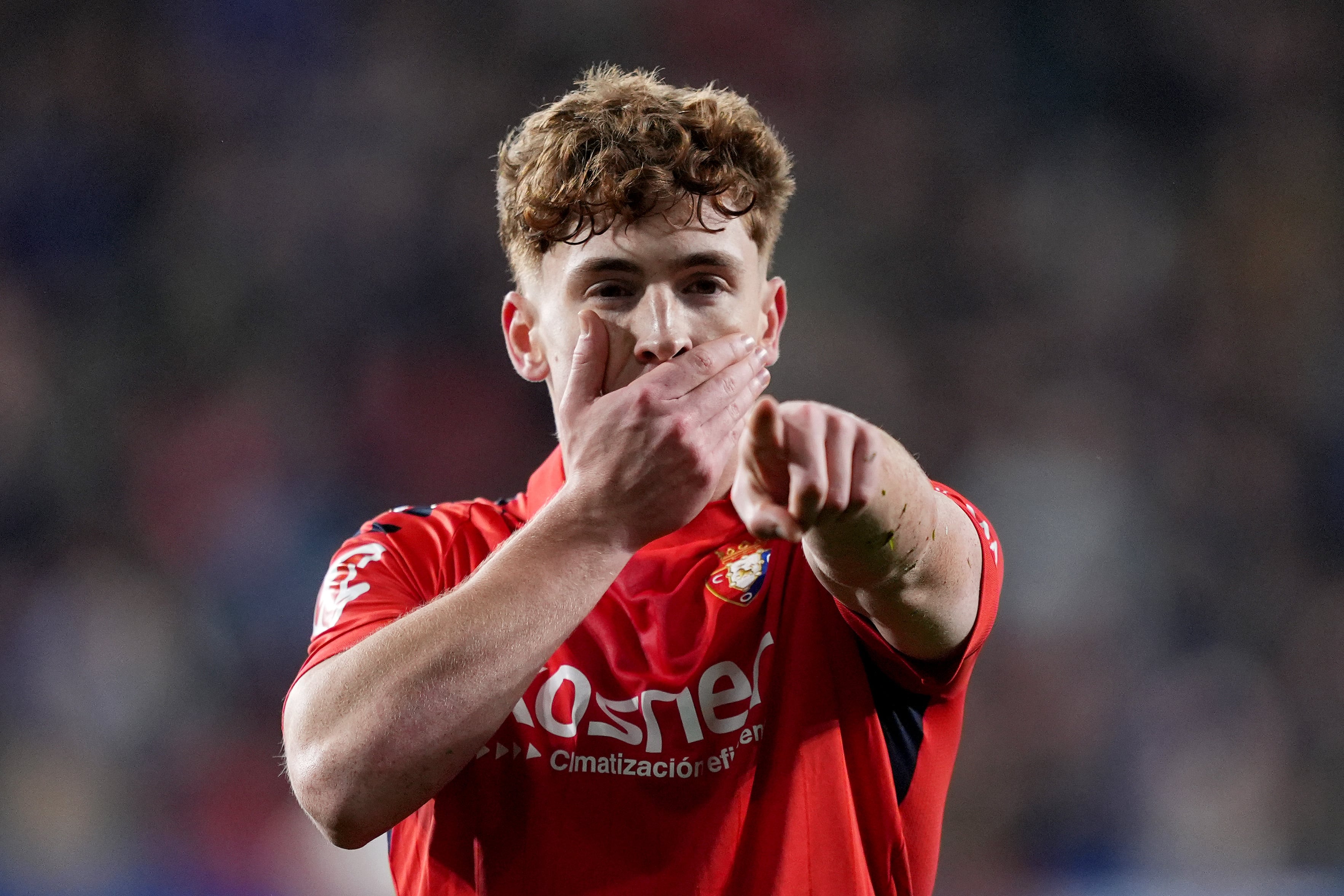 Víctor Muñoz en un partido de liga frente al Real Oviedo