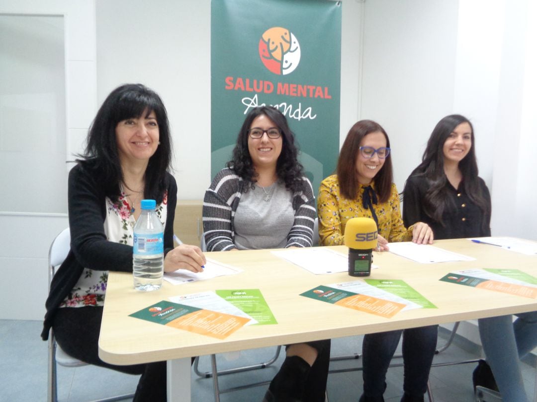 Natividad Poveda, Celia Mínguez, Patricia Muñoz y Carolina Encinas trabajan en el Servicio de Empleo de Salud Mental Aranda