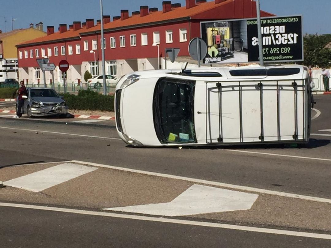 Imagen del siniestro que ha tenido lugar en Peñafiel alrededor de las 15:00 horas.