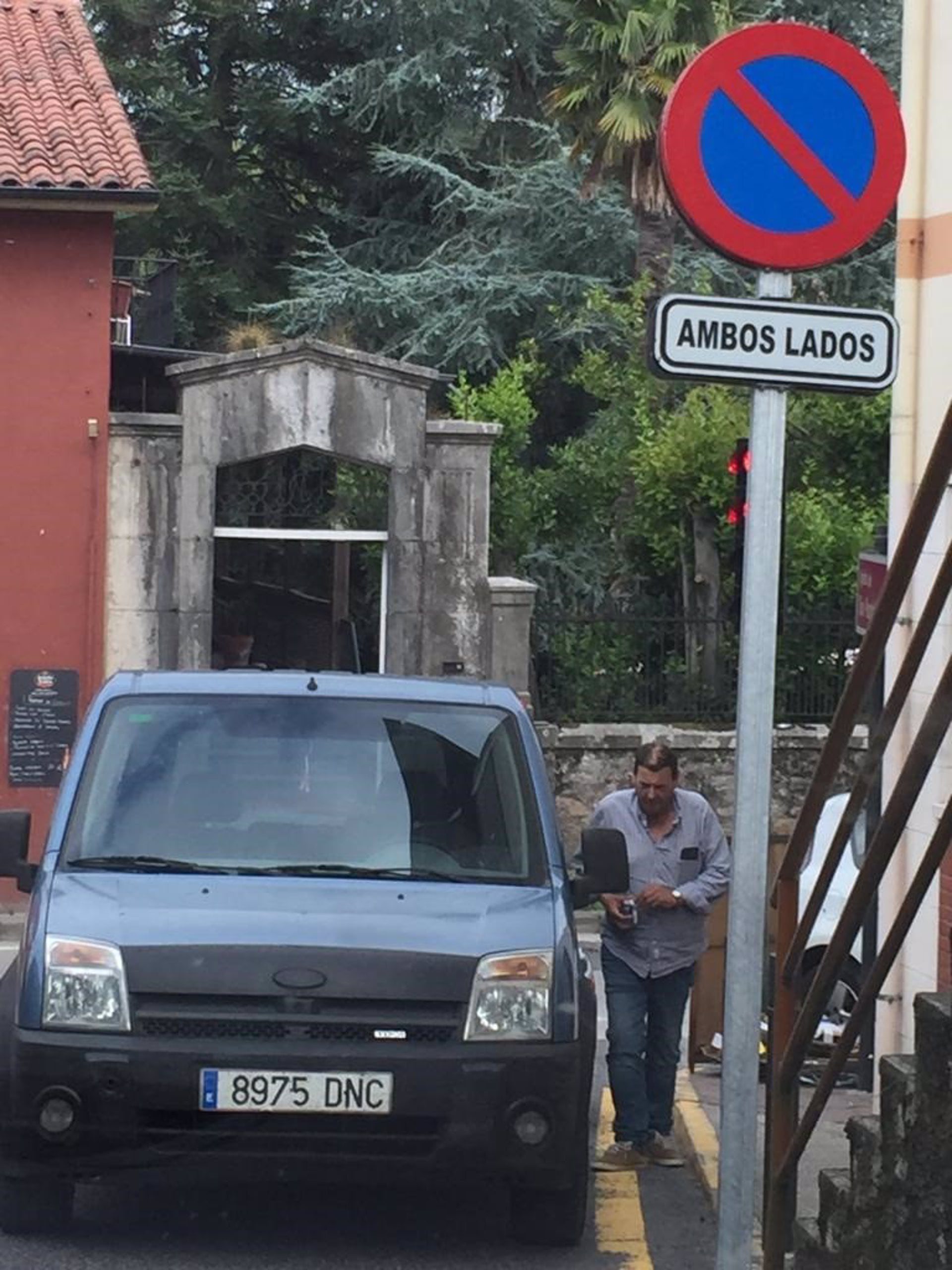 18/08/2022 Coches mal aparcados en el casco viejo de Liérganes
POLITICA ESPAÑA EUROPA CANTABRIA
AYUNTAMIENTO
