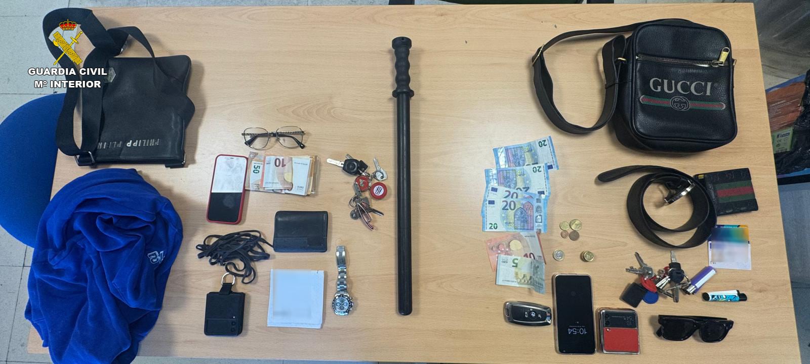 Efectos intervenidos a los detenidos