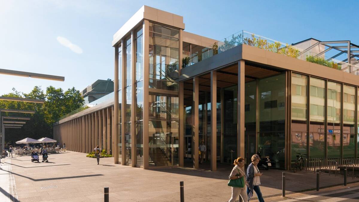 El Ayuntamiento de Vitoria facilitará eventos y hostelería en azoteas tras una propuesta del Mercado de Abastos