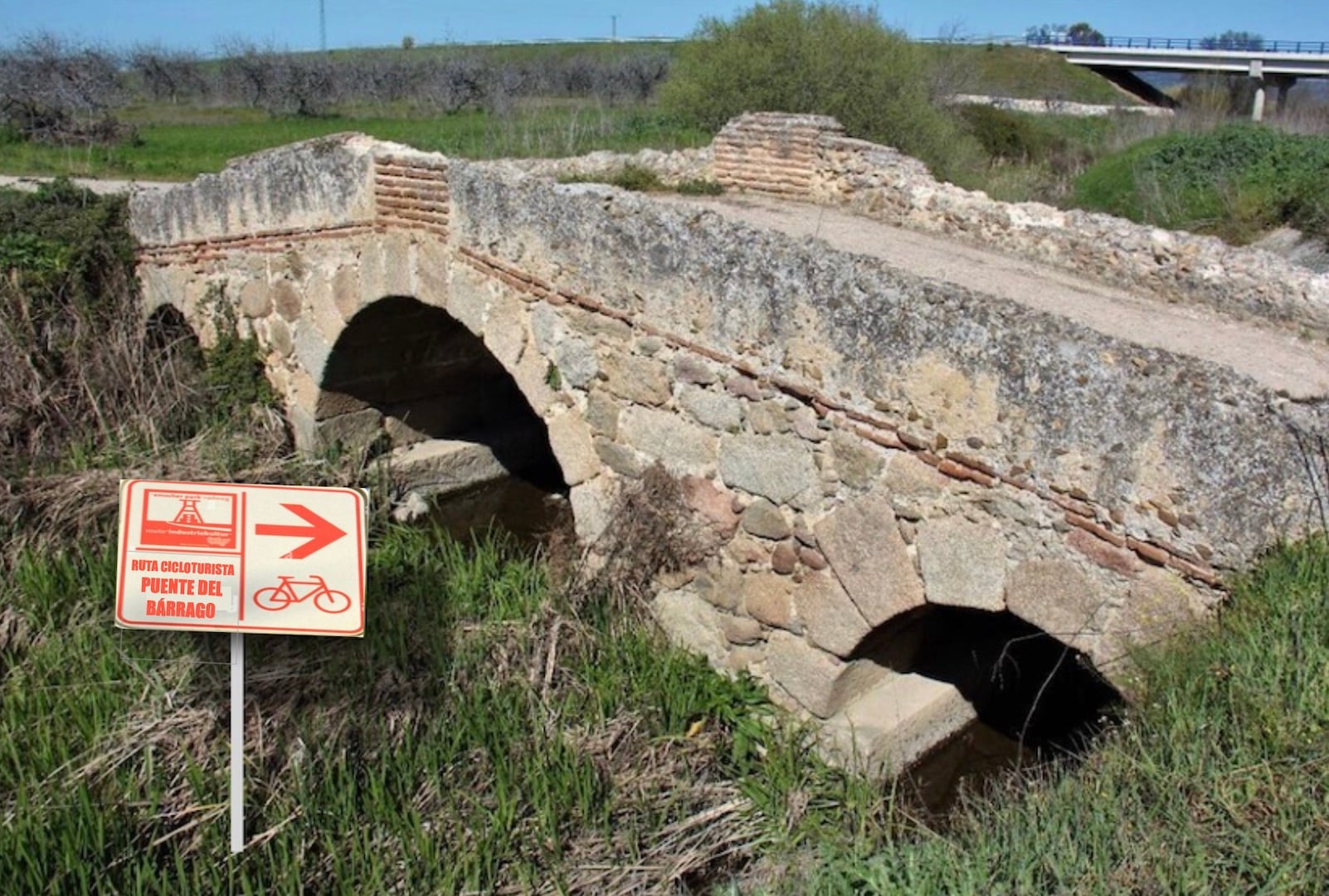 Puente del siglo XVI en Talavera