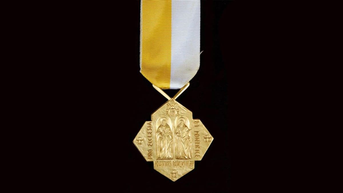 Once instituciones diocesanas reciben la medalla 'Pro Ecclesia Asidonense'