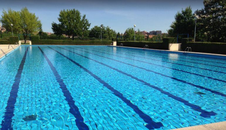 Imagen de las piscinas municipales de San José.
