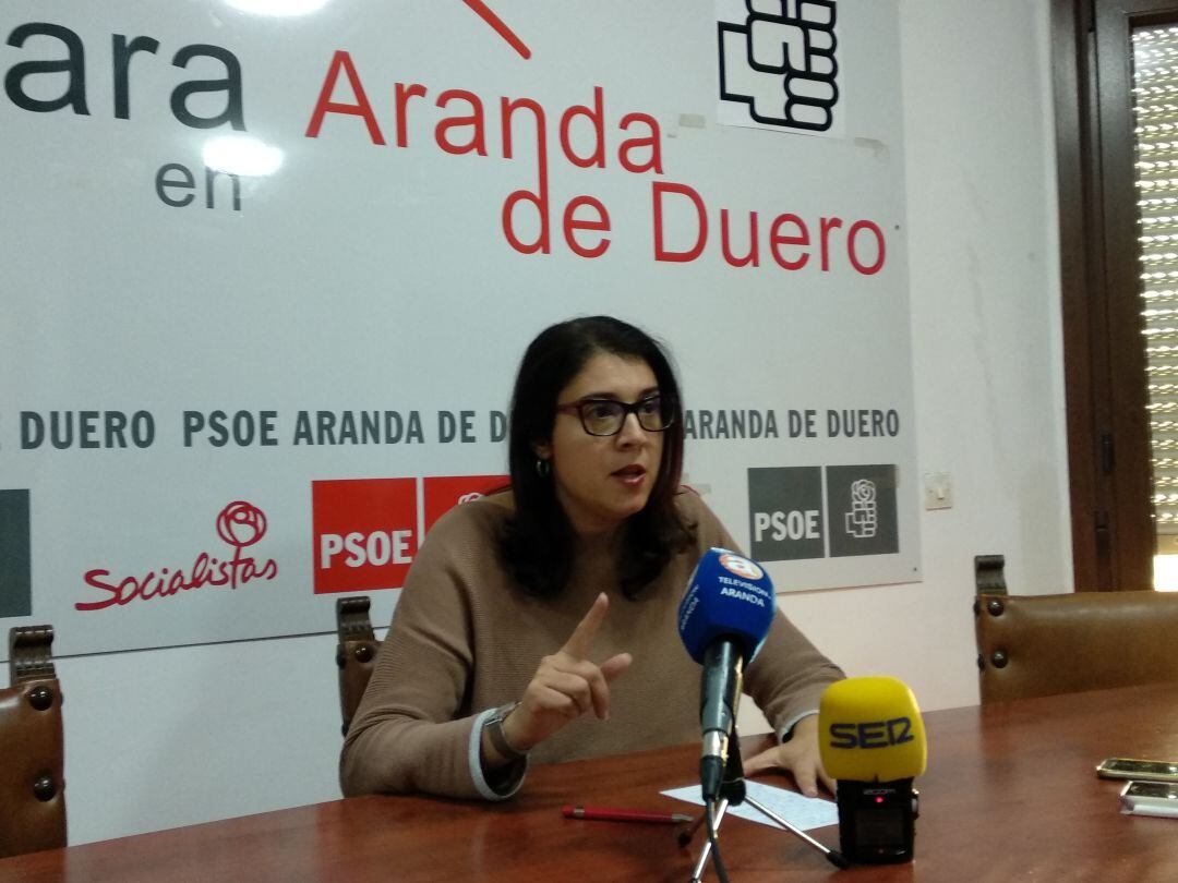 Mar Alcalde, portavoz del grupo municipal socialista en el ayuntamiento de Aranda