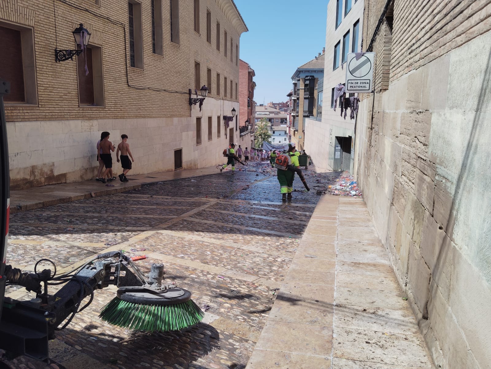 Limpieza durante las fiestas de San Lorenzo