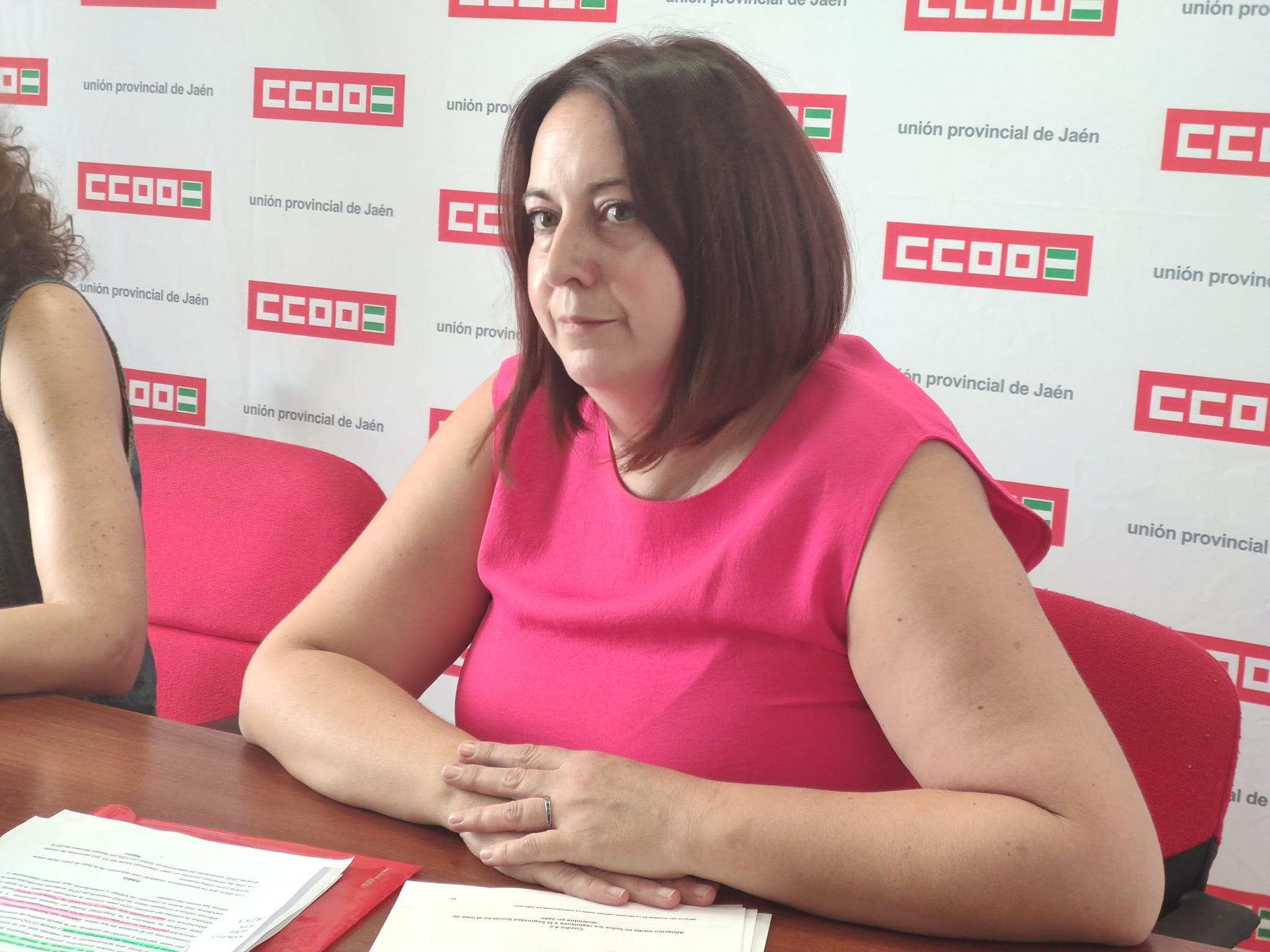 La secretaria general de CCOO en Jaén, Silvia de la Torre, durante una rueda de prensa