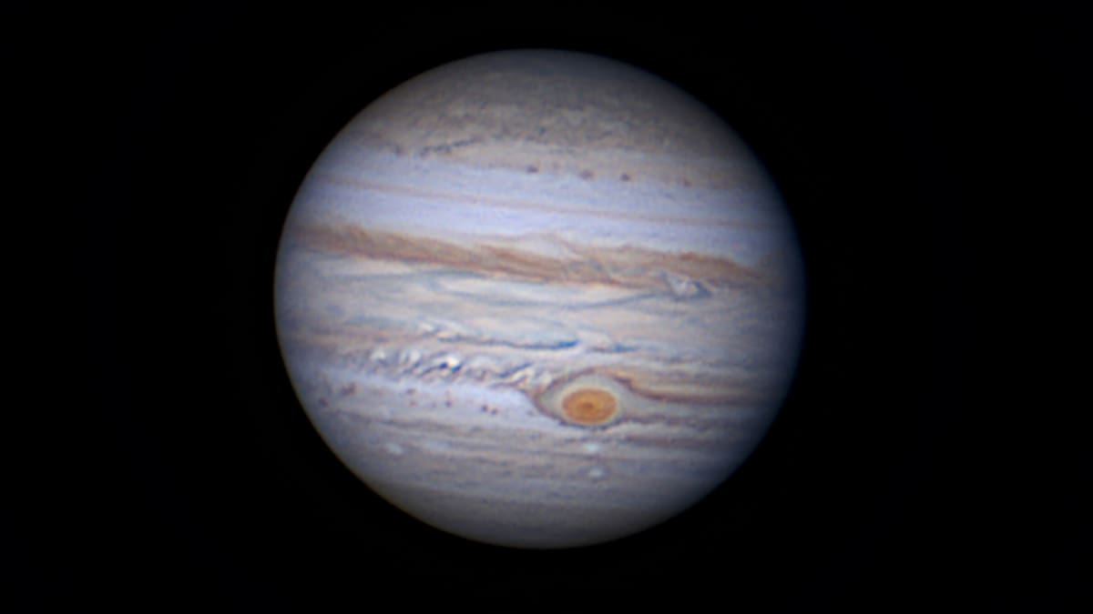 Entrevista a Nicolás Altobell, director de la misión a Jupiter Icy Moon Explorer (JUICE) y uno de los ponentes de la conferencia en Tres Cantos.