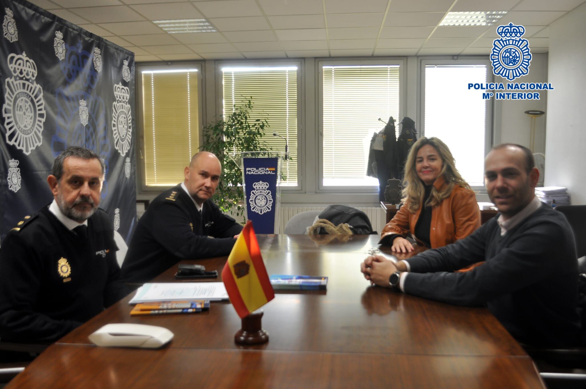 Francisco Javier Calvo y Luis Fernando Ascaso junto a Susana Lacostena y Javier Udina