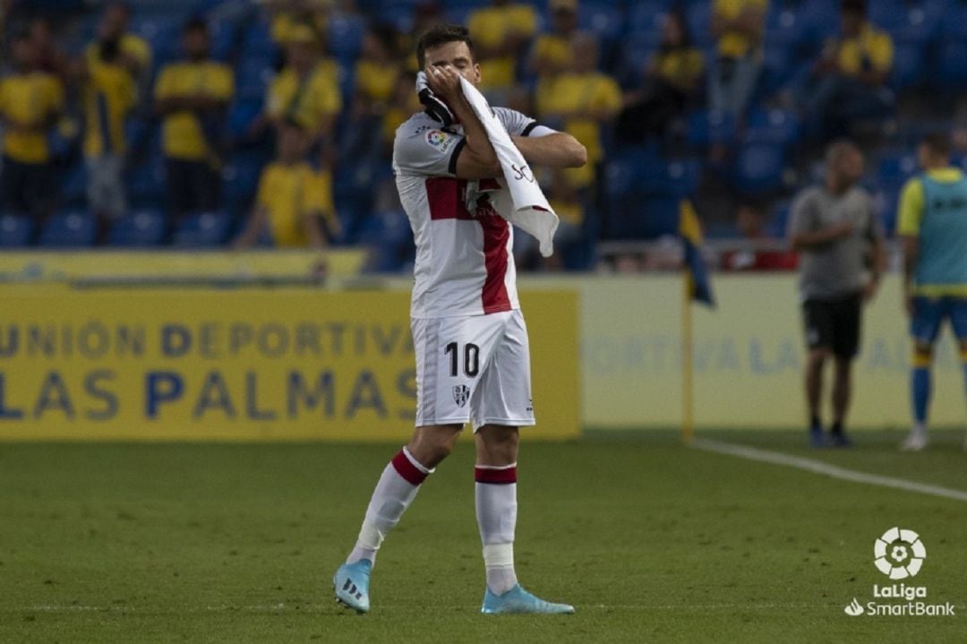 Alex Gallar celebrant el gol marcat al camp de Las Palmas.