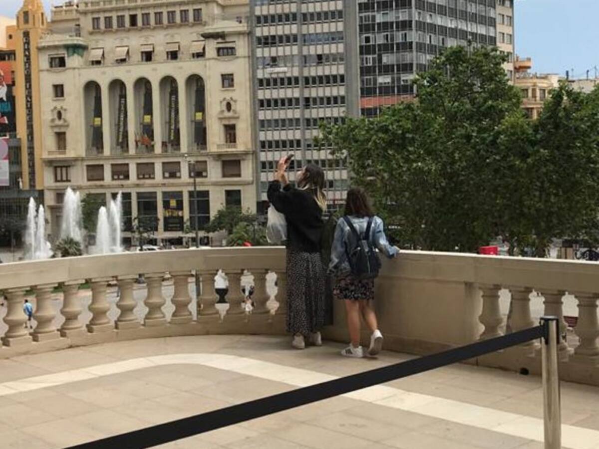 El balcón del Ayuntamiento de València reabre al público general