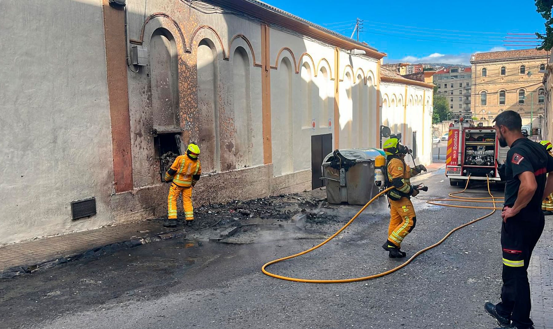 La rápida actuación de los bomberos evitó males mayores