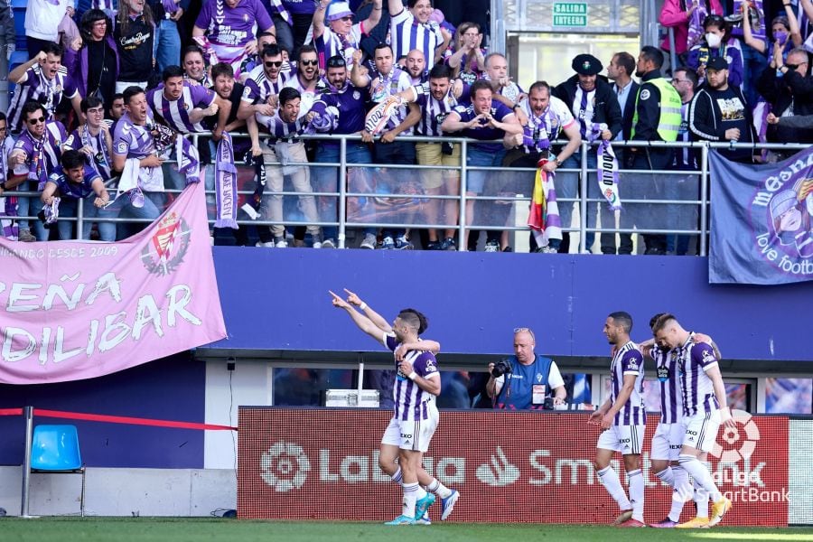 El Valladolid sumó ante el Eibar y sigue vivo