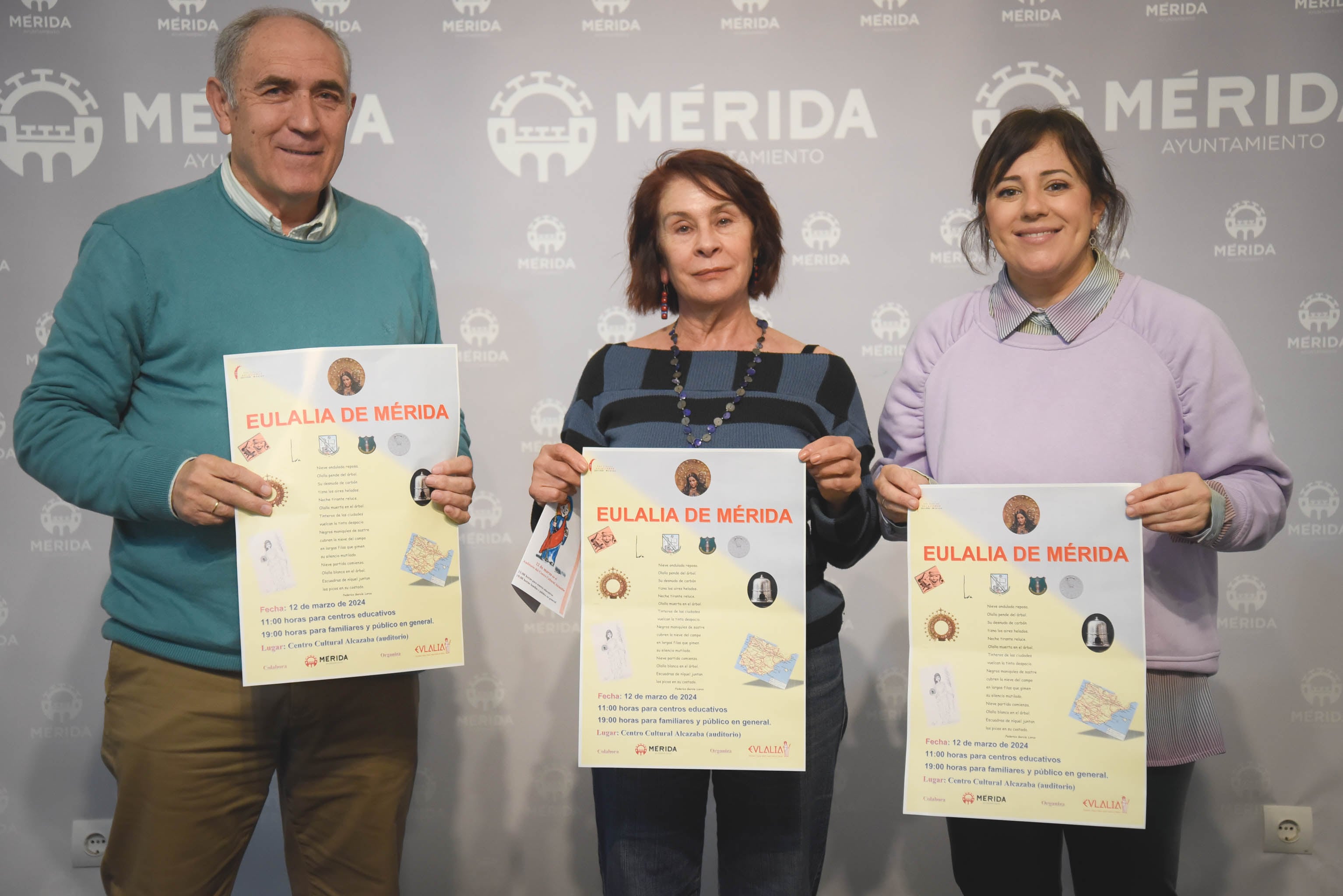 LA DELEGADA ANA ARAGONESES JUNTO A ANTONIOMISIDORO Y MANUELA HONRADO