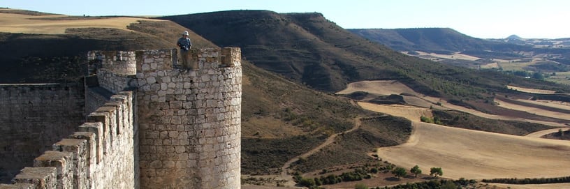 Tierras y caminos que protegía el castillo, que forma parte de la ruta Camino del Cid