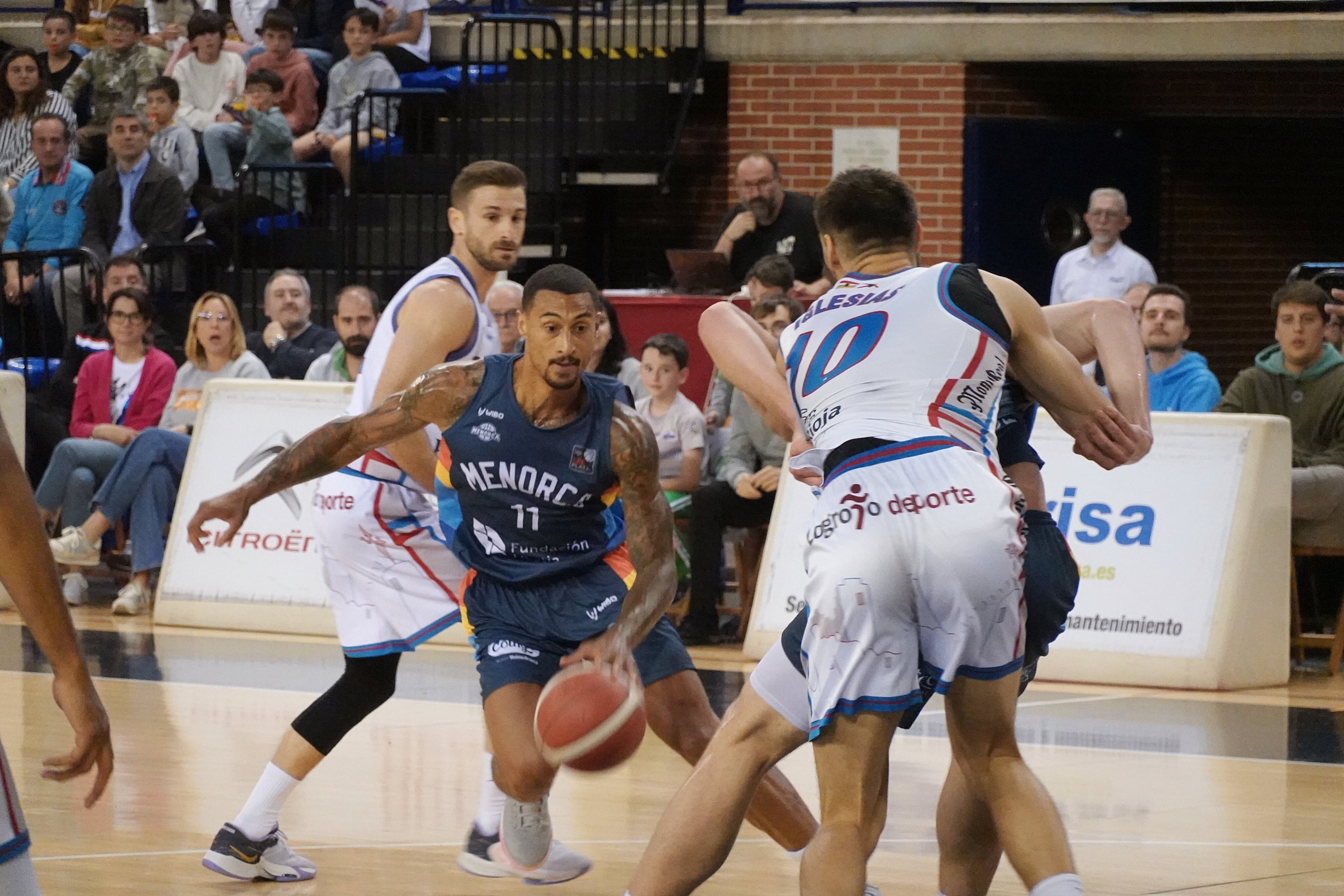 Amb 19 punts va ser el màxim encistellador de l'Hestia a Logronyo.