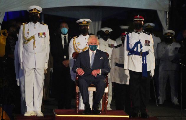 Carlos, príncipe de Gales, también ha participado en la ceremonia.