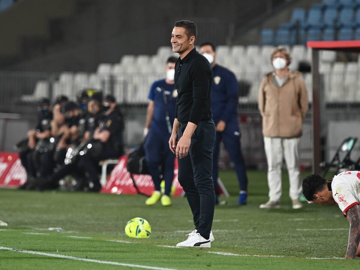 A Francisco le da la risa