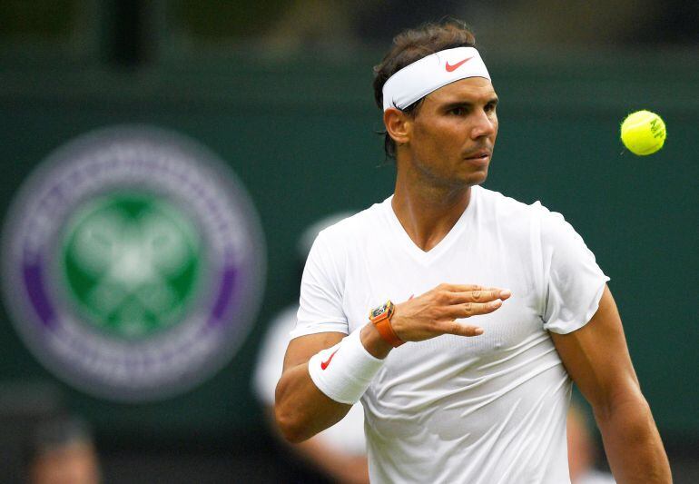 Rafael Nadal, en su encuentro ante el kazajo Mikhail Kukushkin en la segunda ronda de Wimbledon.