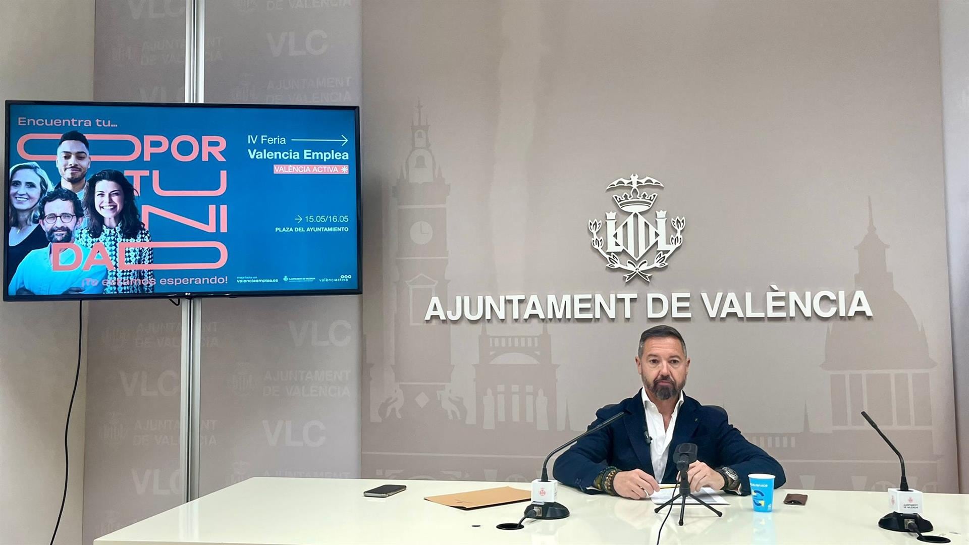 El segundo teniente de alcalde en València, concejal de Empleo y portavoz de Vox, Juanma Badenas, durante la presentación de la Feria Valencia Emplea 2024