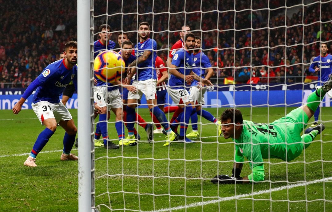 Soccer Football - La Liga Santander - Atletico Madrid v Athletic Bilbao - Wanda Metropolitano, Madrid, Spain - November 10, 2018  Atletico Madrid&#039;s Rodri scores their second goal