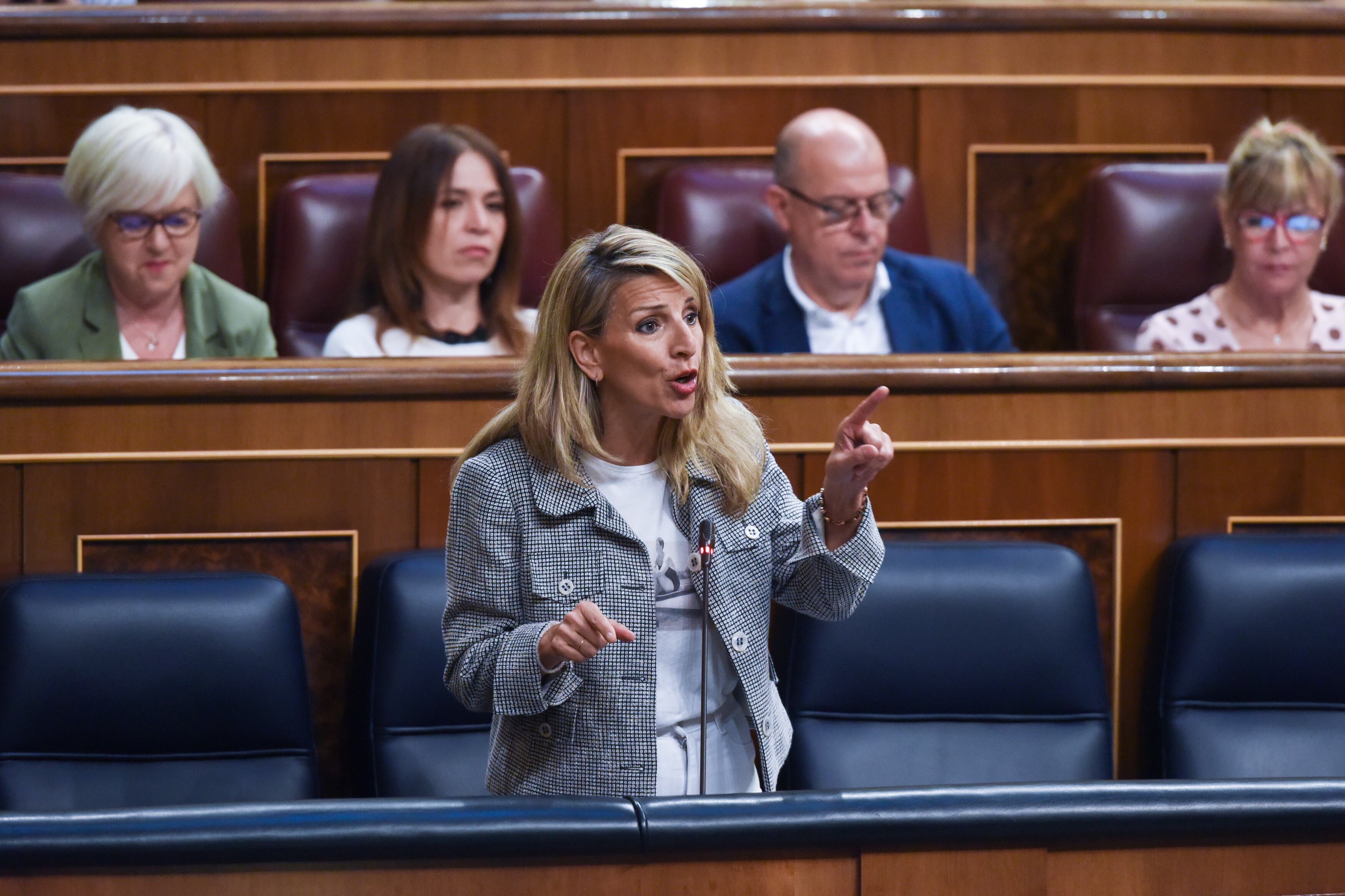 La vicepresidenta segunda y ministra de Trabajo y Economía Social, Yolanda Díaz, durante la sesión de control al Gobierno