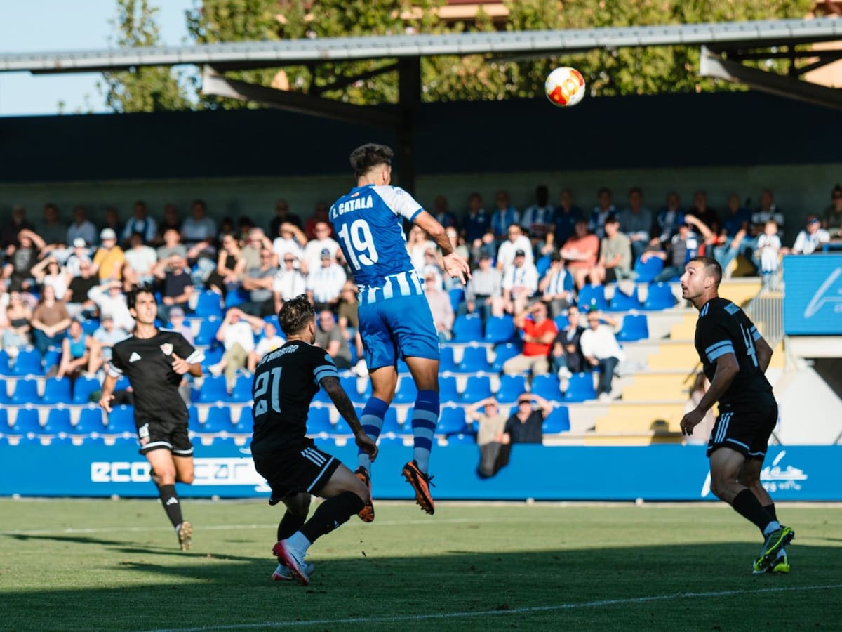 El Castellón B quiere ejecutar la cláusula y llevarse a Rubén Catalá