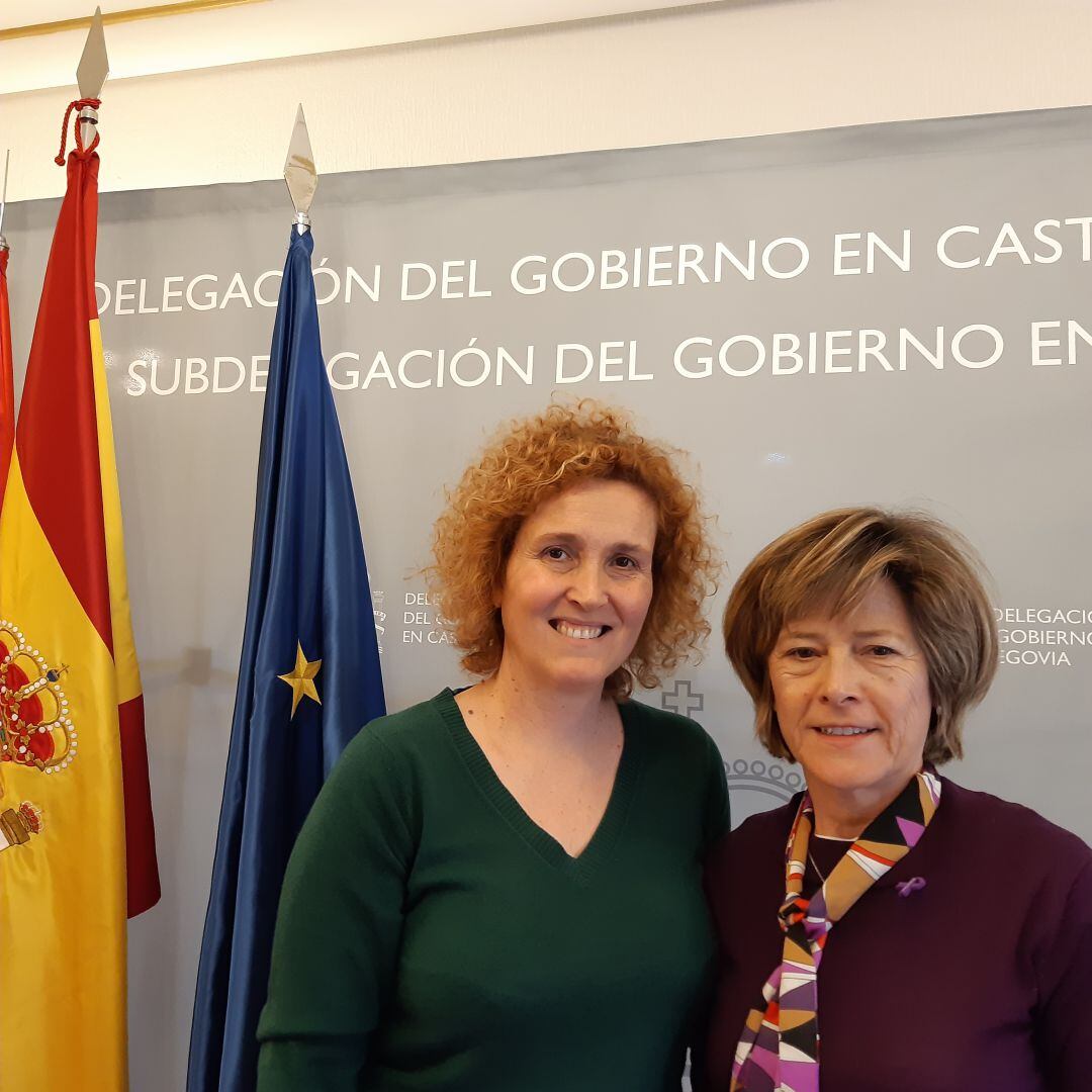 La subdelegada del Gobierno, Lirio Martín y la nueva jefa de la Unidad de Violencia contra la Mujer, Carmen Meléndez.