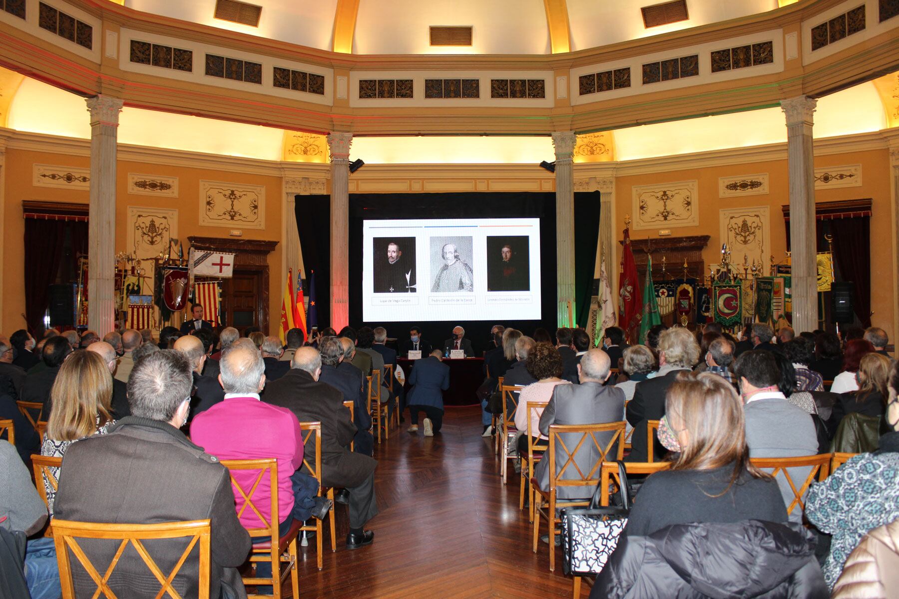 Vista general del Salón Rotonda del Círculo Industrial durante el acto de presentación de la Revista de Fiestas