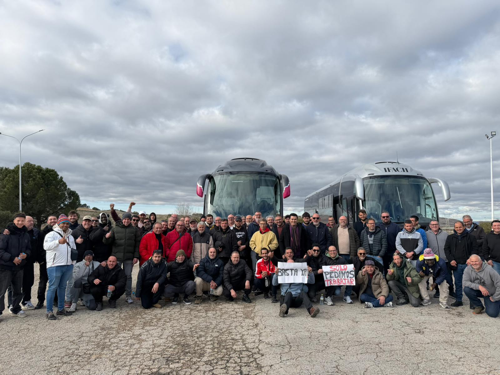 Los pescadores de Villajoyosa rumbo a Madrid para mostrar su rechazo a las nuevas medidas de control pesquero impuestas por la Unión Europea