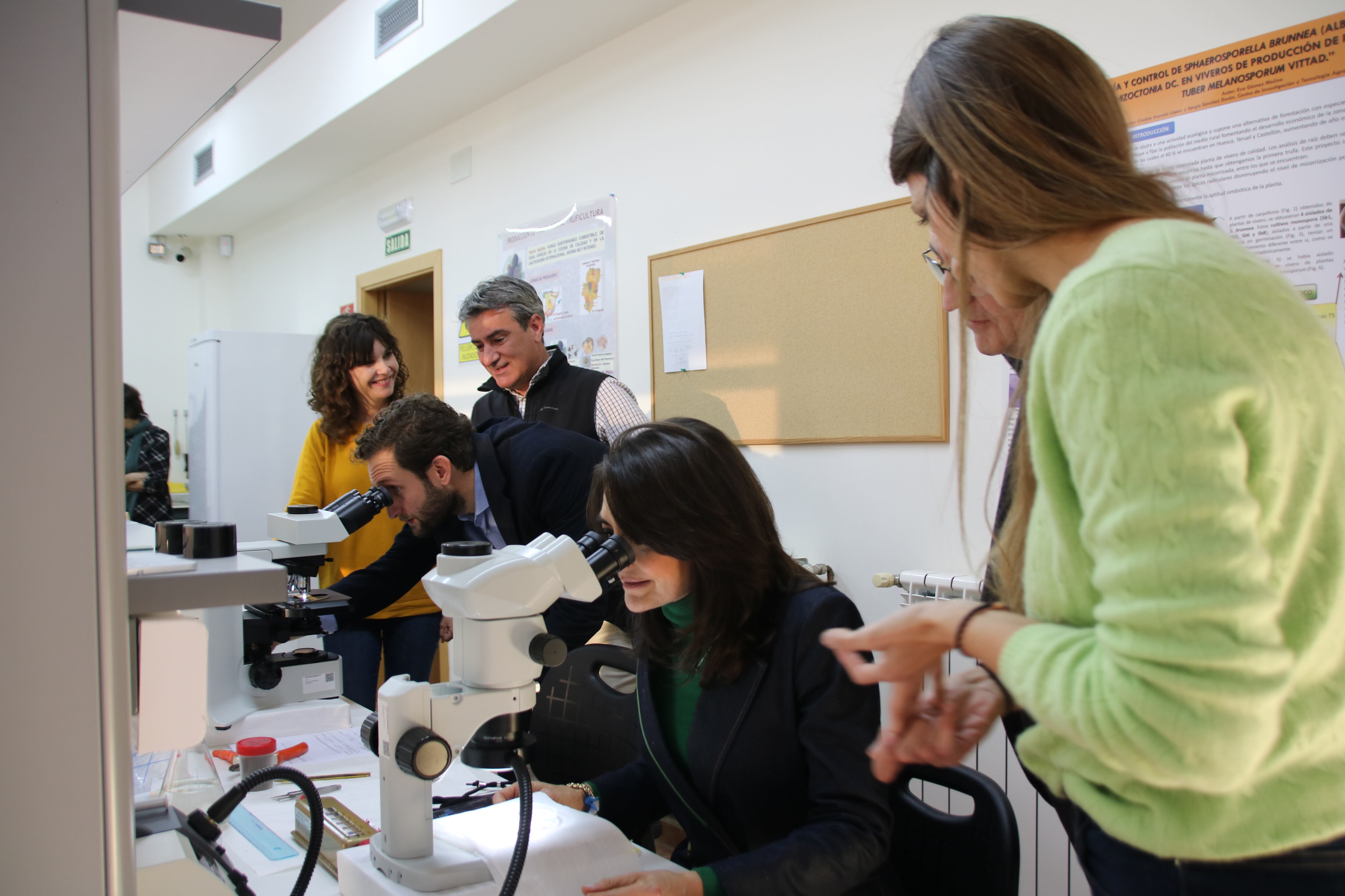 Visita de Claver al CIET de Graus