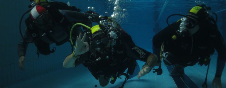 Bautizo de buceo en el Club del Mar