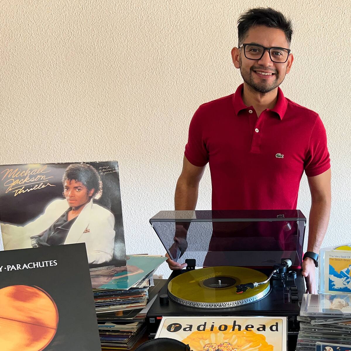 “Una canción para cada día de la semana”, espacio musical conducido por Gustavo López Fausto.