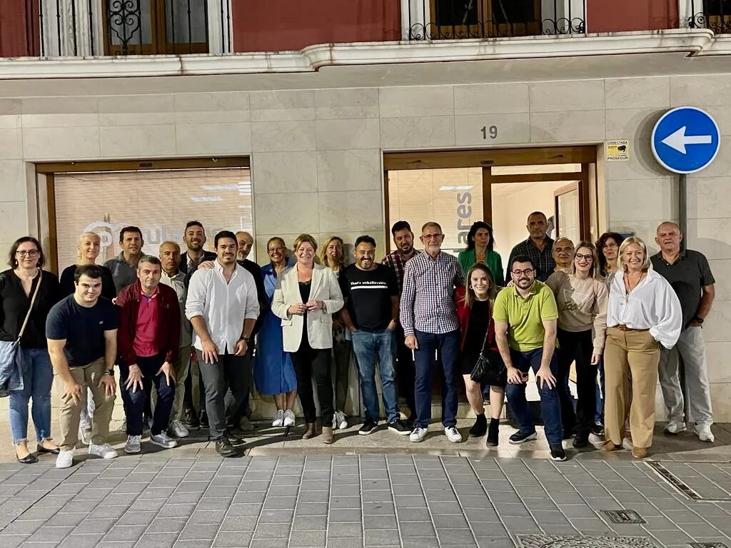 Foto tras la reunión de ayer