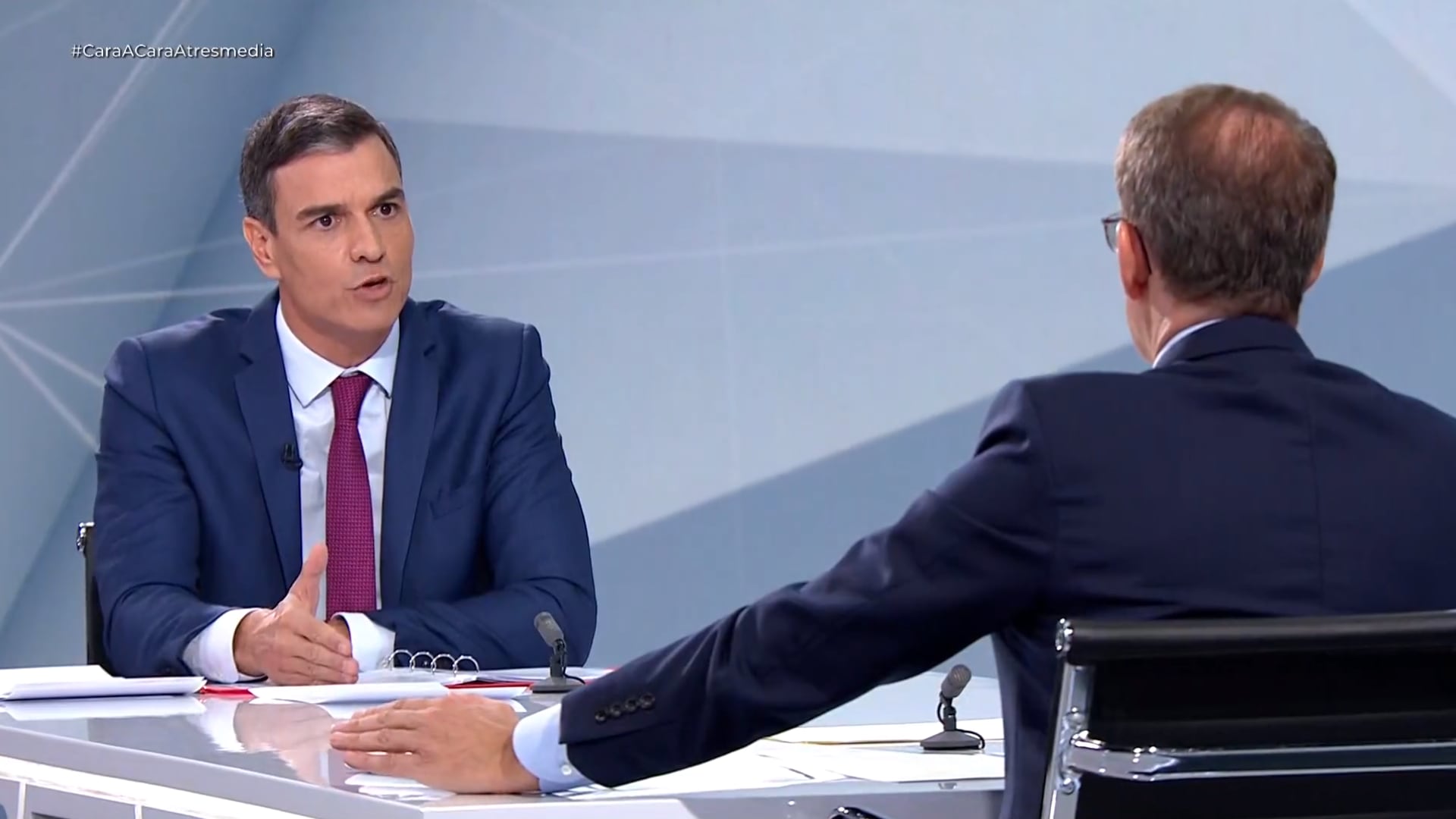 Sánchez, durante el debate, refiriéndose a las críticas que recibe por le uso del Falcón, ante Feijóo
