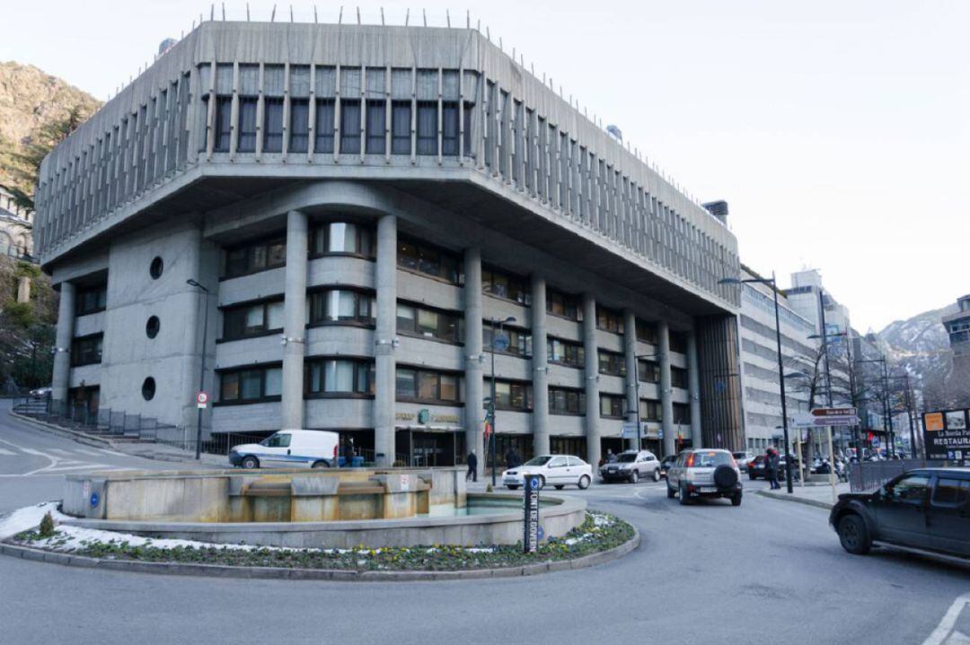 L'edifici administratiu de Govern.